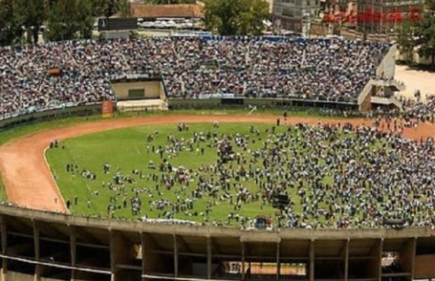 Madagascar : Au moins 15 morts et 80 blessés dans une bousculade devant un stade Madagascar : Au moins 15 morts et 80 blessés dans une bousculade devant un stade