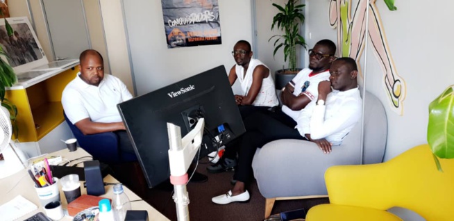 UNIVERSAL MUSIC AFRICA: Pape Diouf en séance de travail avec le staff à Paris.