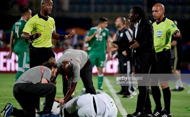 Scandale sur scandale : L’Incroyable histoire de Sikazwe, arbitre du match Sénégal-Algérie