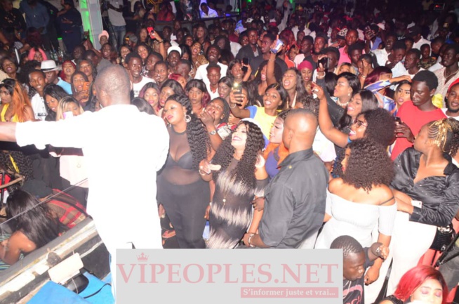 Les images de la soirée explosive de Pape Diouf au SARABA: "SARGAL ANIMATEURSYI" Les images de la soirée explosive de Pape Diouf au SARABA: "SARGAL ANIMATEURSYI"