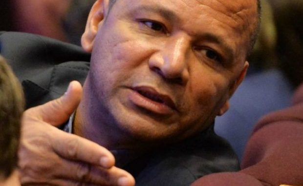 Mercato – Barça : le père de Neymar fait une annonce claire et nette ! Mercato – Barça : le père de Neymar fait une annonce claire et nette !