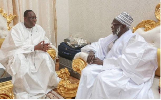 TOUBA : Le khalife des mourides va mettre les points sur les i avant l’arrivée de Macky Sall ce mercredi TOUBA : Le khalife des mourides va mettre les points sur les i avant l’arrivée de Macky Sall ce mercredi