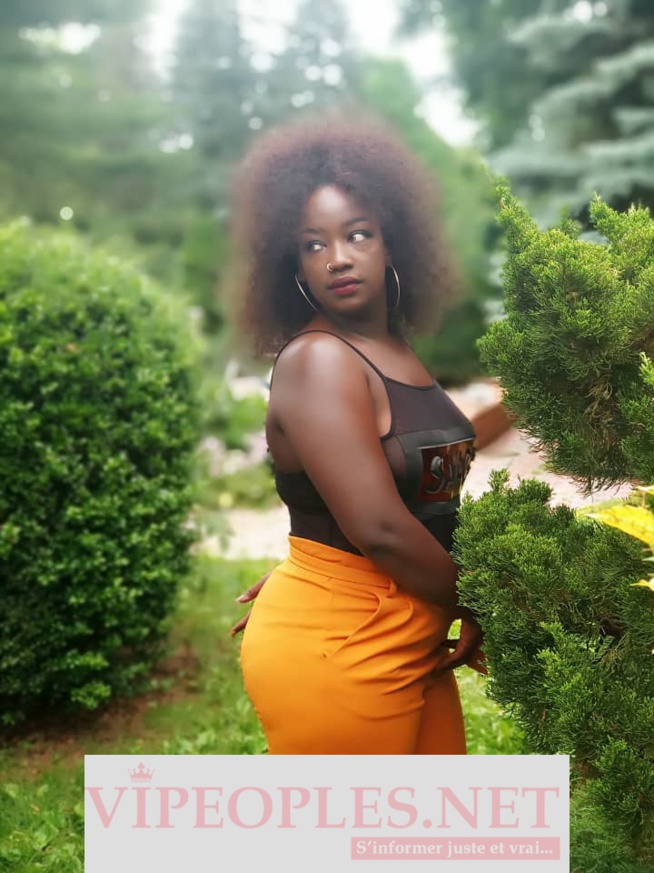 TOURNÉE NORD AMERICAINE: Les trois s°xy lady du groupe Safari, Maria, Khadija et Ndeffa prennent du bon temps. TOURNÉE NORD AMERICAINE: Les trois s°xy lady du groupe Safari, Maria, Khadija et Ndeffa prennent du bon temps.