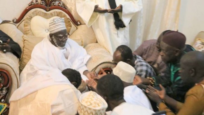 En Direct de Touba: Rencontre convoquée par le Khalif Général des Mourides En Direct de Touba: Rencontre convoquée par le Khalif Général des Mourides