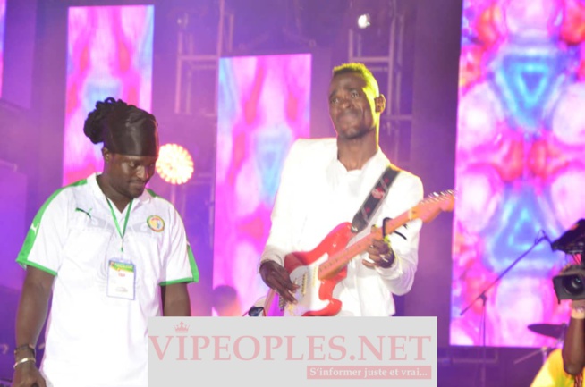 Concert Fan Zone avec Wally Seck, la place de la nation inondait de monde après la victoire du Sénégal face à l'Ouganda.
