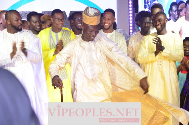 Première édition: Les belles dames se sont données RV au Défilé de 2 M DESIGN By Mounir Moda. REGARDEZ Première édition: Les belles dames se sont données RV au Défilé de 2 M DESIGN By Mounir Moda. REGARDEZ