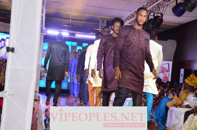 Première édition: Les belles dames se sont données RV au Défilé de 2 M DESIGN By Mounir Moda. REGARDEZ