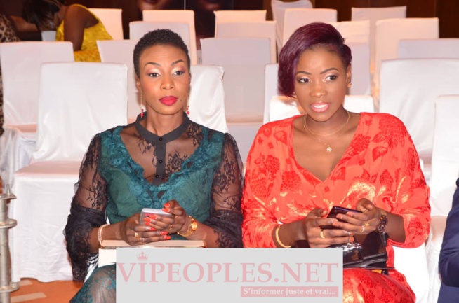 Première édition: Les belles dames se sont données RV au Défilé de 2 M DESIGN By Mounir Moda. REGARDEZ