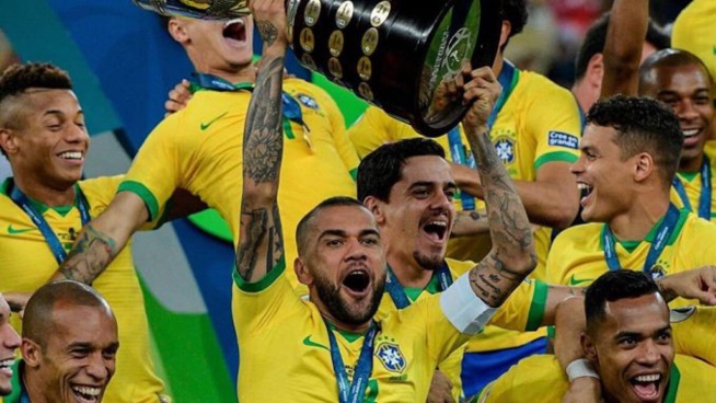 Vidéo- Le Brésil sans Neymar , remporte la Copa America face au Pérou, voici le résumé du match