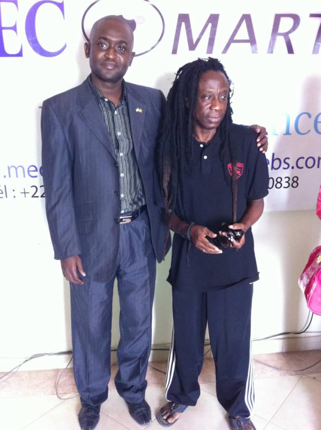 OMART ET SA BANQUE DESTINÉE AUX CREATEURS DE 2000 A 2017 OMART ET SA BANQUE DESTINÉE AUX CREATEURS DE 2000 A 2017