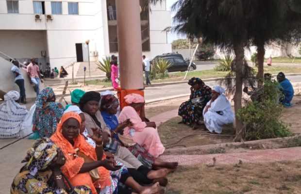 Audition de Aliou Sall : Guédiawaye et la CDC présentes, manifestent leur soutien au maire. Audition de Aliou Sall : Guédiawaye et la CDC présentes, manifestent leur soutien au maire.