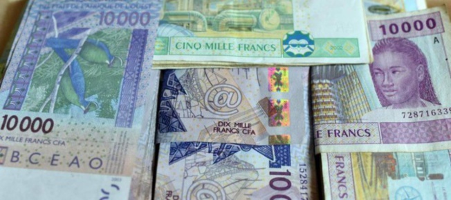 Une Sénégalaise et son copain gabonais arrêtés à Sassari avec près de 500 millions de F Cfa Une Sénégalaise et son copain gabonais arrêtés à Sassari avec près de 500 millions de F Cfa