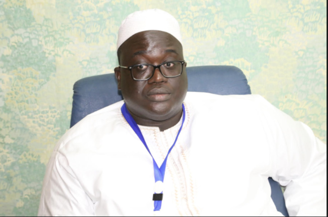 Exclu ! Macky Sall nomme un petit fils de « Serigne Touba » comme nouveau ministre ! Exclu ! Macky Sall nomme un petit fils de « Serigne Touba » comme nouveau ministre !