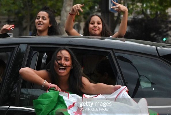 Une famille fauchée, La mère a été tuée et son bébé blessé, des magasins des Champs-Elysées pillés après la victoire de l’équipe de foot d’Algérie