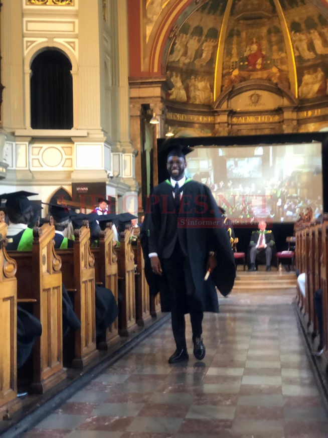 Le fils de Youssou Ndour,Segui reçoit son diplôme BA Global Management Leadership and Management de la Regents University de Londres