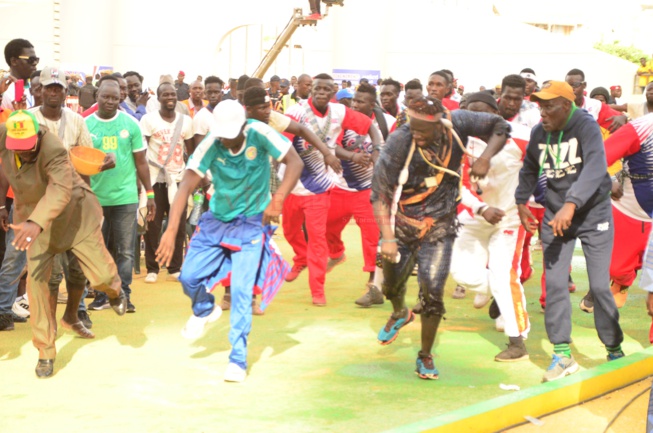 TOUSS DE BOY NIANG 2: L'intégralité des images à l'aréne national un combat Baye Ndiaye Al Bourakh Events
