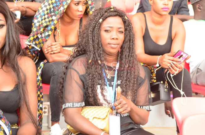 COMBAT LAC DE GUIER 2 VS BOY NIANG: Revivez en images le grand public au Stade. COMBAT LAC DE GUIER 2 VS BOY NIANG: Revivez en images le grand public au Stade.