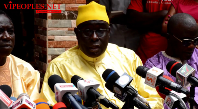 L'association des imames du Sénégal par son SG demande pardon à Thione Seck et son fils Waly Seck pour retirer la plainte contre imame Kanté. L'association des imames du Sénégal par son SG demande pardon à Thione Seck et son fils Waly Seck pour retirer la plainte contre imame Kanté.