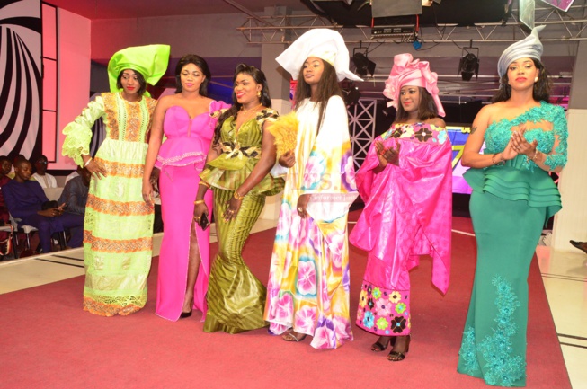 COLLECTION EVENEMENT TABASKI:LES TENDANCES DE KINE SARR COUTURE GRAND YOFF KHAR YALLA TÉL 00221 77438 75 61