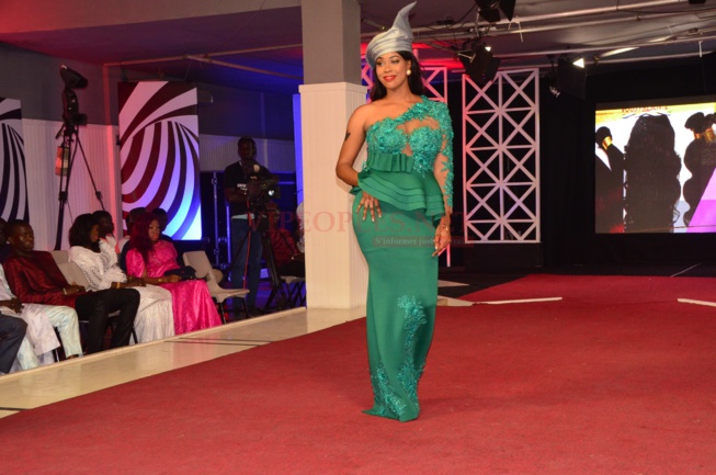 COLLECTION EVENEMENT TABASKI:LES TENDANCES DE KINE SARR COUTURE GRAND YOFF KHAR YALLA TÉL 00221 77438 75 61