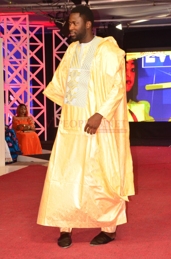 COLLECTION EVENEMENT TABASKI:LES TENDANCES DE KINE SARR COUTURE GRAND YOFF KHAR YALLA TÉL 00221 77438 75 61