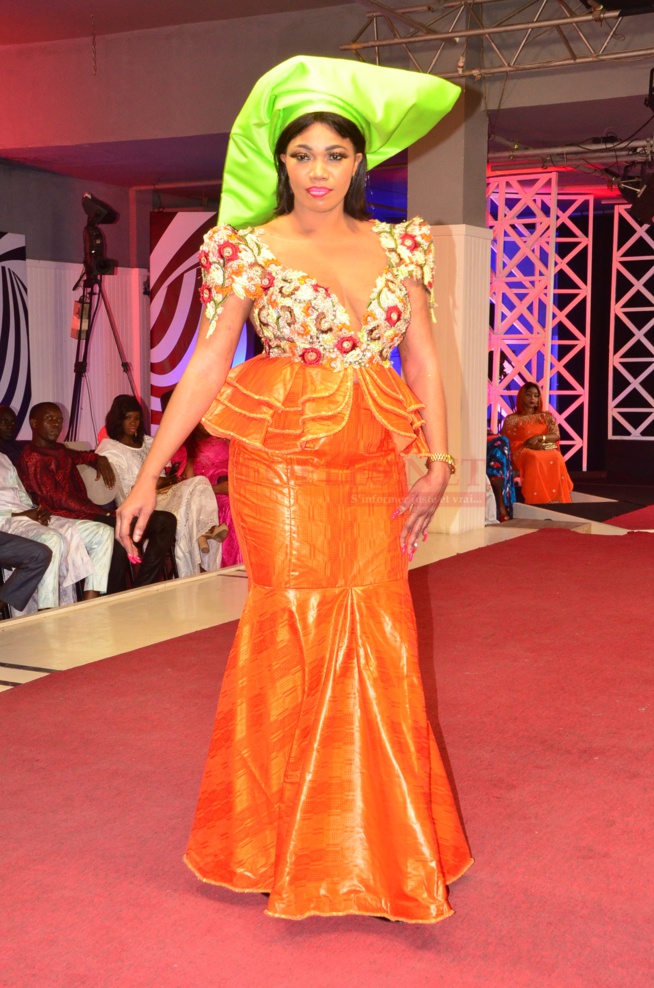 COLLECTION EVENEMENT TABASKI:LES TENDANCES DE KINE SARR COUTURE GRAND YOFF KHAR YALLA TÉL 00221 77438 75 61