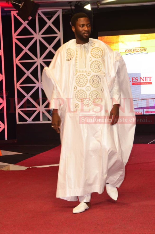 COLLECTION TABASKI: LES TENDENCES DE PAPE SECK TOUBA COUTURE YOFF APRÉS BRIOCHE D'ORÉE TEL: 00221 78 131 09 75/ 77 657 02 03