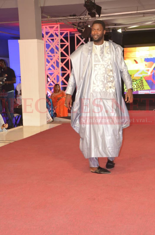 COLLECTION TABASKI: LES TENDENCES DE PAPE SECK TOUBA COUTURE YOFF APRÉS BRIOCHE D'ORÉE TEL: 00221 78 131 09 75/ 77 657 02 03