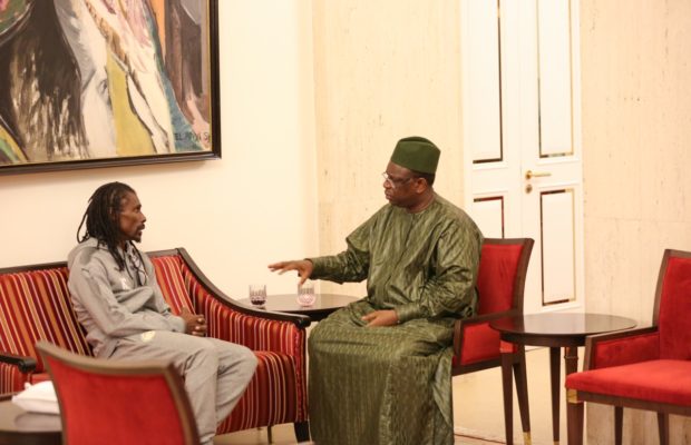 La Demande spéciale de Macky Sall à Aliou Cissé La Demande spéciale de Macky Sall à Aliou Cissé