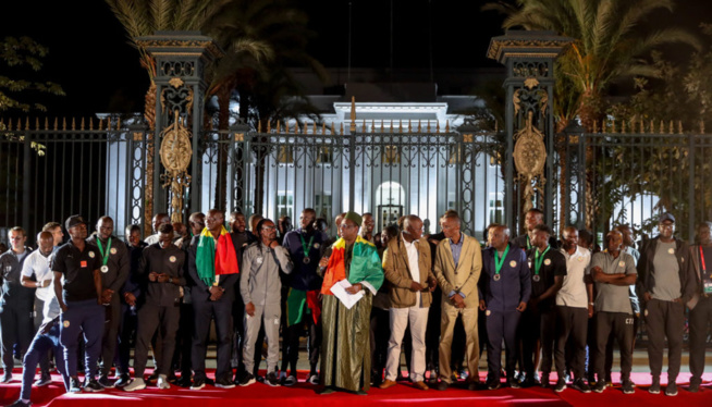 Accueil triomphal des Lions : Revivez l’ambiance festive au palais de la République. Tout ce que vous n’avez pas vu en Images, Regardez Accueil triomphal des Lions : Revivez l’ambiance festive au palais de la République. Tout ce que vous n’avez pas vu en Images, Regardez