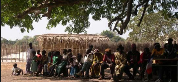 Conflit casamançais : 7 000 réfugiés demandent à regagner leurs villages Conflit casamançais : 7 000 réfugiés demandent à regagner leurs villages