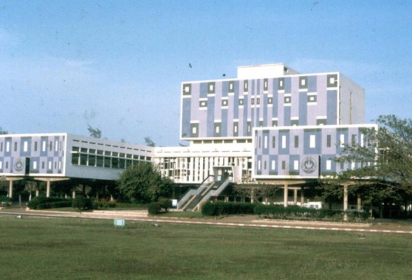 Recherches d’enseignants-chercheurs : Un Centre des données statistiques, construit à hauteur de 30 millions de FCfa Recherches d’enseignants-chercheurs : Un Centre des données statistiques, construit à hauteur de 30 millions de FCfa