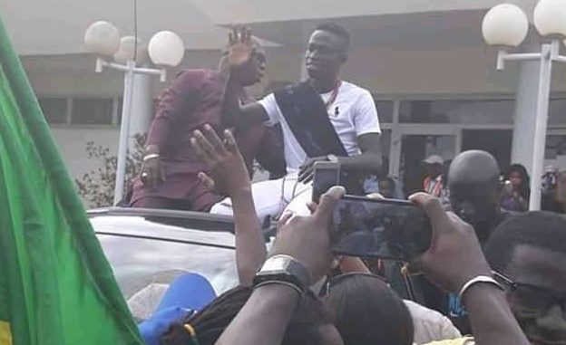Accueil triomphal à Ziguinchor pour le joyau de la Tanière, Krépin Diatta !