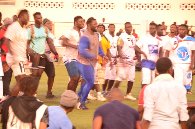 Open Press: Eumeu Séne, Ama Baldé et Boy Niang mettent le feu Open Press: Eumeu Séne, Ama Baldé et Boy Niang mettent le feu