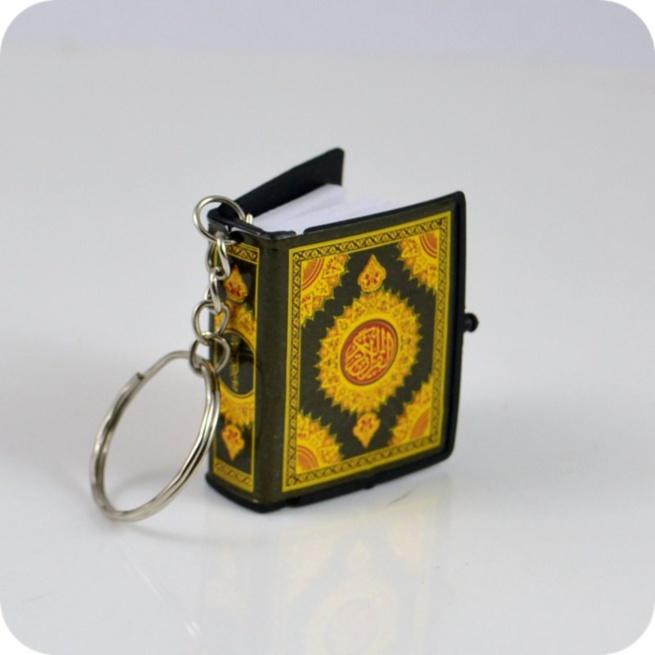 Mini Coran en porte-clés: des religieux dénoncent et alertent le ministre de l’Intérieur Mini Coran en porte-clés: des religieux dénoncent et alertent le ministre de l’Intérieur