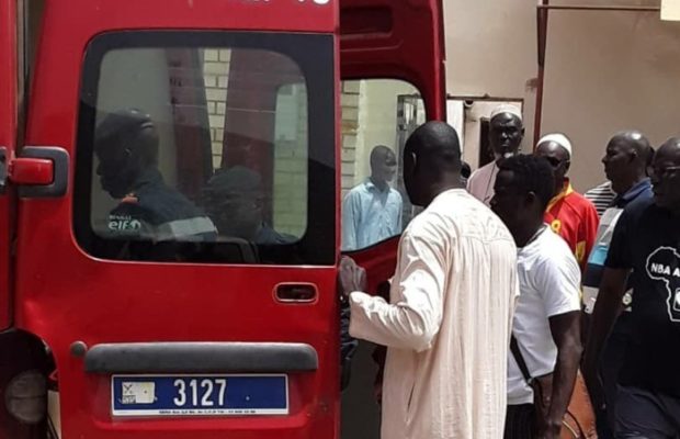 Mbacké : Ndeye Ndao meurt électrocutée après les fortes pluies Mbacké : Ndeye Ndao meurt électrocutée après les fortes pluies
