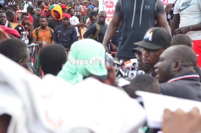 Revivez en images l’Open Press de Modou Lo aux Parcelles assainies
