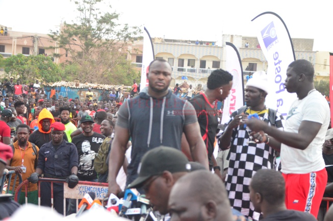 Revivez en images l’Open Press de Modou Lo aux Parcelles assainies