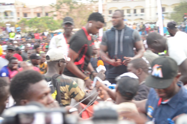 Revivez en images l’Open Press de Modou Lo aux Parcelles assainies Revivez en images l’Open Press de Modou Lo aux Parcelles assainies