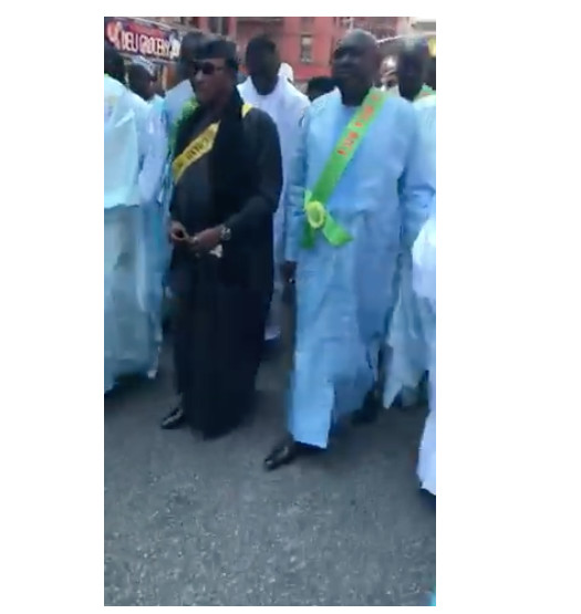 Live Bamba Day: Serigne mame Mor tout pres des disciples Live Bamba Day: Serigne mame Mor tout pres des disciples