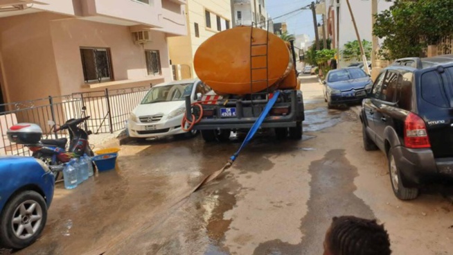 Liberté 6 Extension: Les habitants toujours sans eau, interpellent la SDE Liberté 6 Extension: Les habitants toujours sans eau, interpellent la SDE