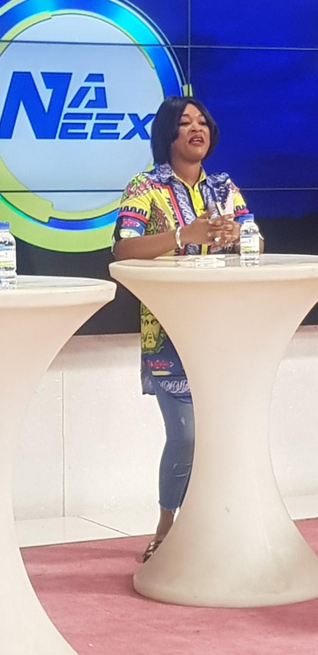 TITI la lionne, dans les locaux de la 2STV pour officialiser son partenariat pour le 17 aout au grand theatre. TITI la lionne, dans les locaux de la 2STV pour officialiser son partenariat pour le 17 aout au grand theatre.