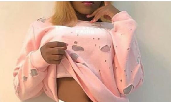 Confidence – Mamita, 22 ans:« Je sais que certaines vont me prendre pour une traînée ou une sal*pe...mais c’est plus fort que moi.. » Confidence – Mamita, 22 ans:« Je sais que certaines vont me prendre pour une traînée ou une sal*pe...mais c’est plus fort que moi.. »