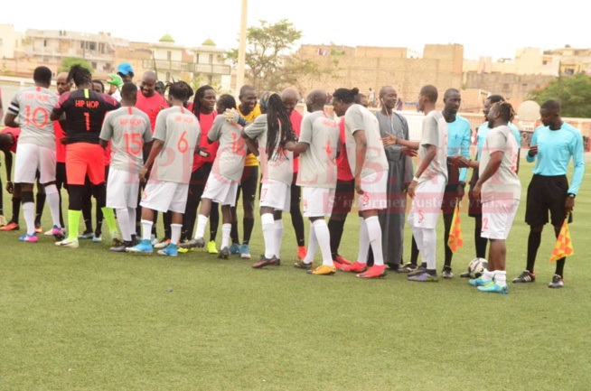 DA BRAINS PROD vous présente le match Mbalakh Man vs Rappeur: Revivez l'intégralité du match à Pikine. DA BRAINS PROD vous présente le match Mbalakh Man vs Rappeur: Revivez l'intégralité du match à Pikine.