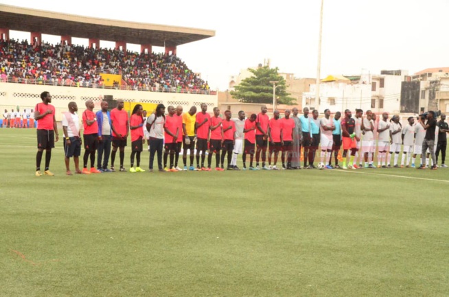 DA BRAINS PROD vous présente le match Mbalakh Man vs Rappeur: Revivez l'intégralité du match à Pikine. DA BRAINS PROD vous présente le match Mbalakh Man vs Rappeur: Revivez l'intégralité du match à Pikine.