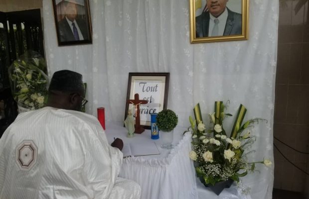 En images : Cissé Lô au Bénin aux obséques d’Alain Marcel De Souza