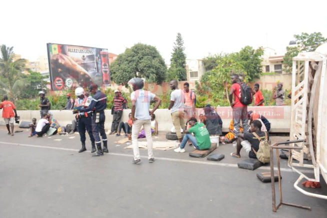 URGENT:GRAVE ACCIDENT À HAUTEUR DE L ECHANGEUR DE EMG URGENT:GRAVE ACCIDENT À HAUTEUR DE L ECHANGEUR DE EMG