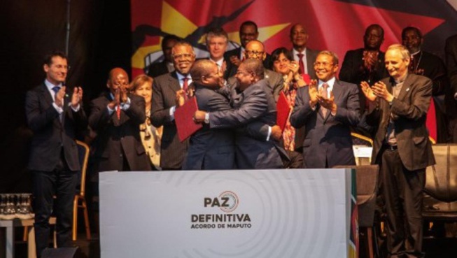 Mozambique: la Renamo a signé un accord de paix Mozambique: la Renamo a signé un accord de paix