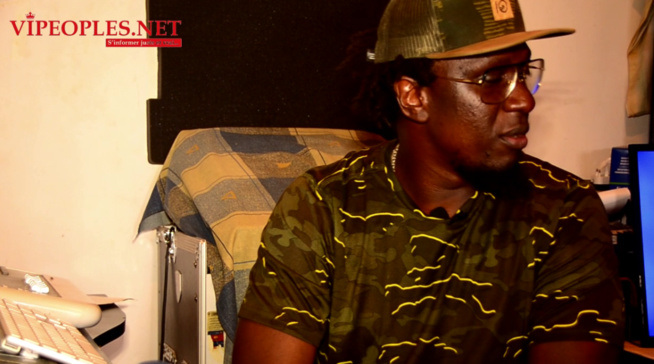 Mouvement Y en a marre: Simon prend du recul pour… Mouvement Y en a marre: Simon prend du recul pour…