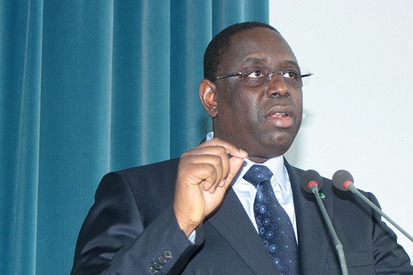 Macky Sall annonce une stratégie nationale de promotion de la propreté Macky Sall annonce une stratégie nationale de promotion de la propreté